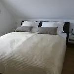 4 Jahreszeiten By Interhome Ferienhaus *