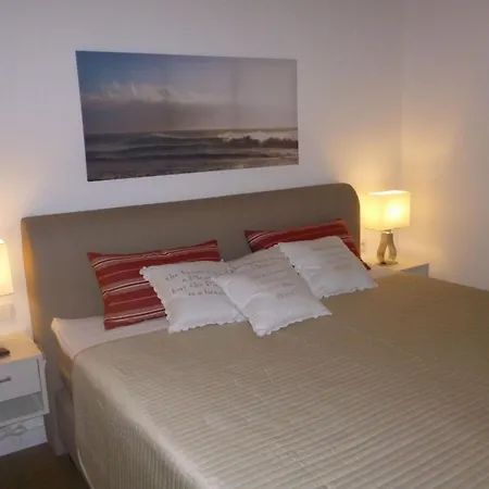 Vakantiehuis 4 Jahreszeiten By Interhome