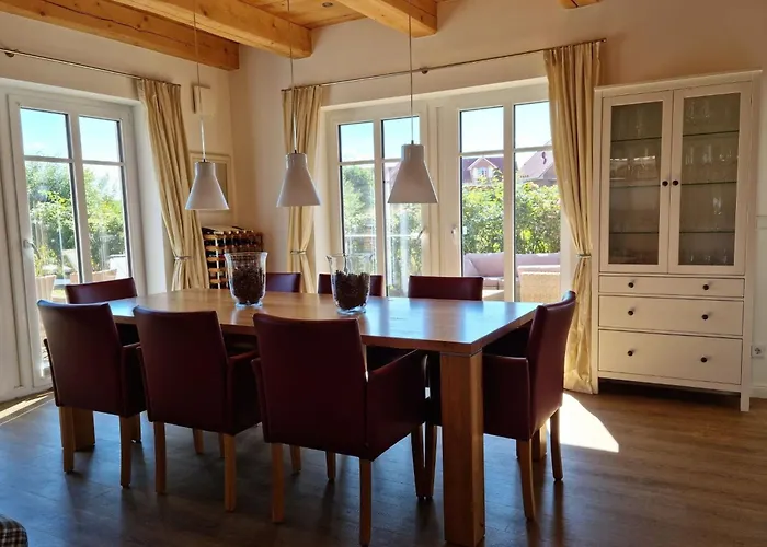 4 Jahreszeiten By Interhome Groß Schwansee